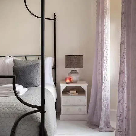 Дом отдыха Shelbourne Georgian Townhouse Кенмар