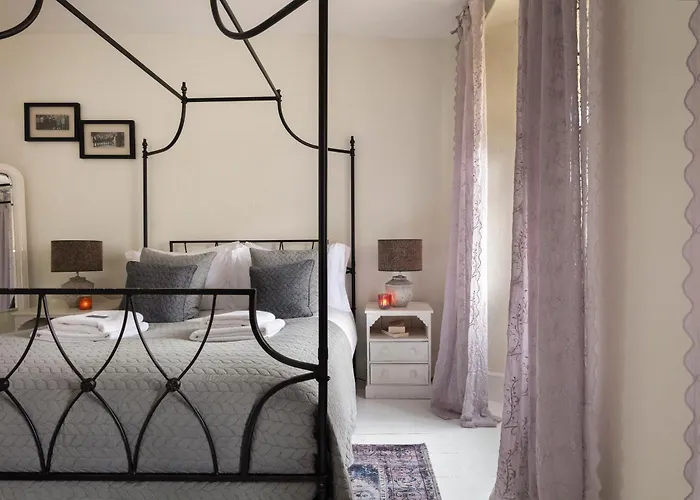 Shelbourne Georgian Townhouse קנמארה